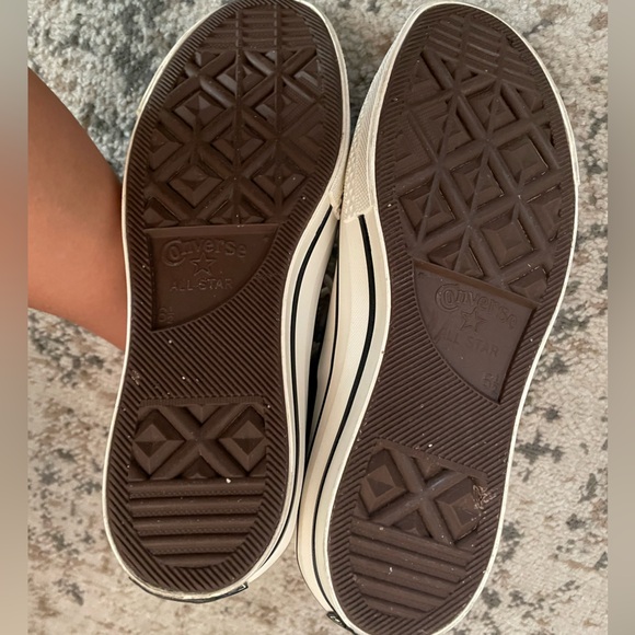 converse - Picture 4 of 6